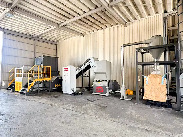 一軸破砕機・粉砕機製造ライン